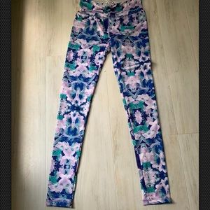 High energie print stretchy leggings cute blue